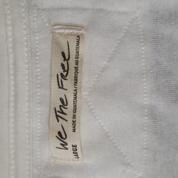 Free People Short Sleeve Deep V Neck Alabaster Always Yours Tee Shirt Large - Picture 4 of 7